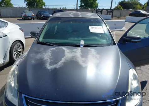 2010 Nissan Altima Hybrid из США, поврежденный, VIN 1N4CL2AP9AC108098